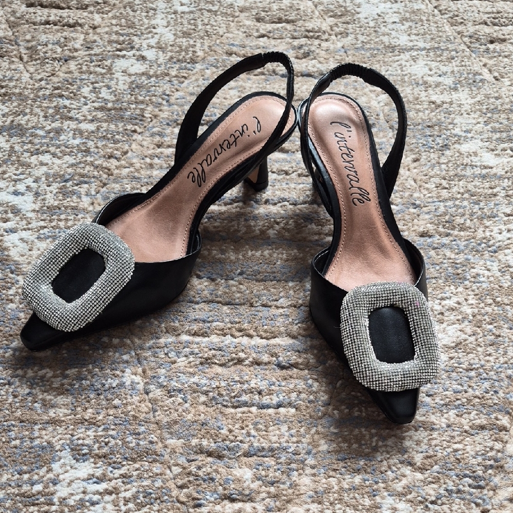L'intervalle Pointed Toe Kitten Heel Black Leather Slingbacks